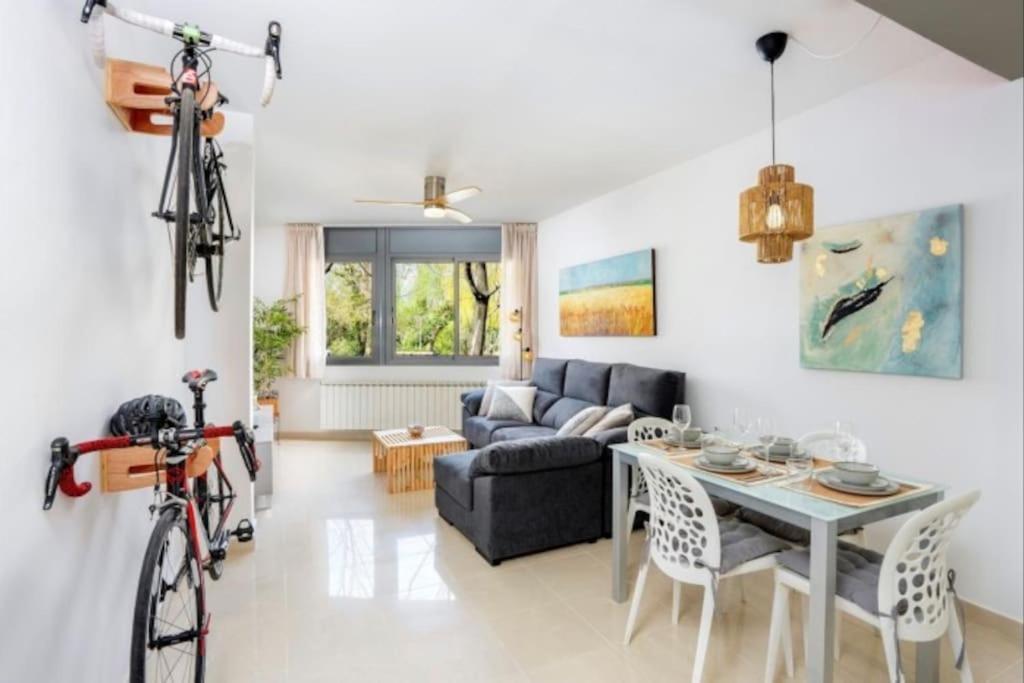 Acogedor Apartamento Cerca Del Casco Antiguo Girona Ngoại thất bức ảnh